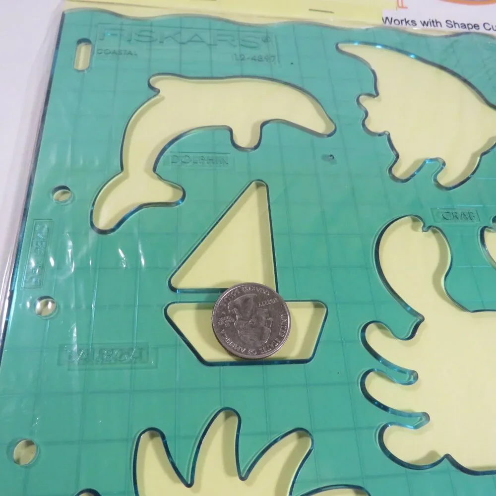 FISKARS “Shape Template” (4) Vacation, School, Coastal, Leaves